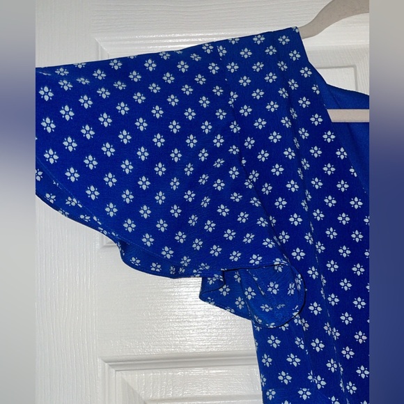 Tahari ASL Flutter Sleeve Blue Print Jumpsuit - Picture 4 of 10